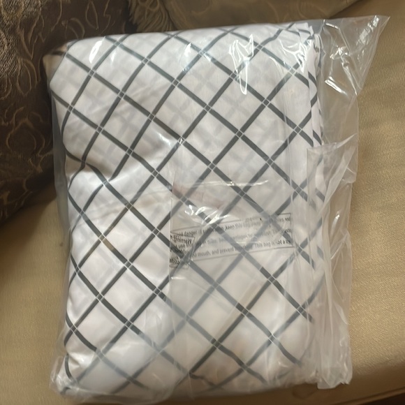 Brand new full size sheet sets, 4 pillows, curtains, and one comforter. All new - Picture 3 of 9